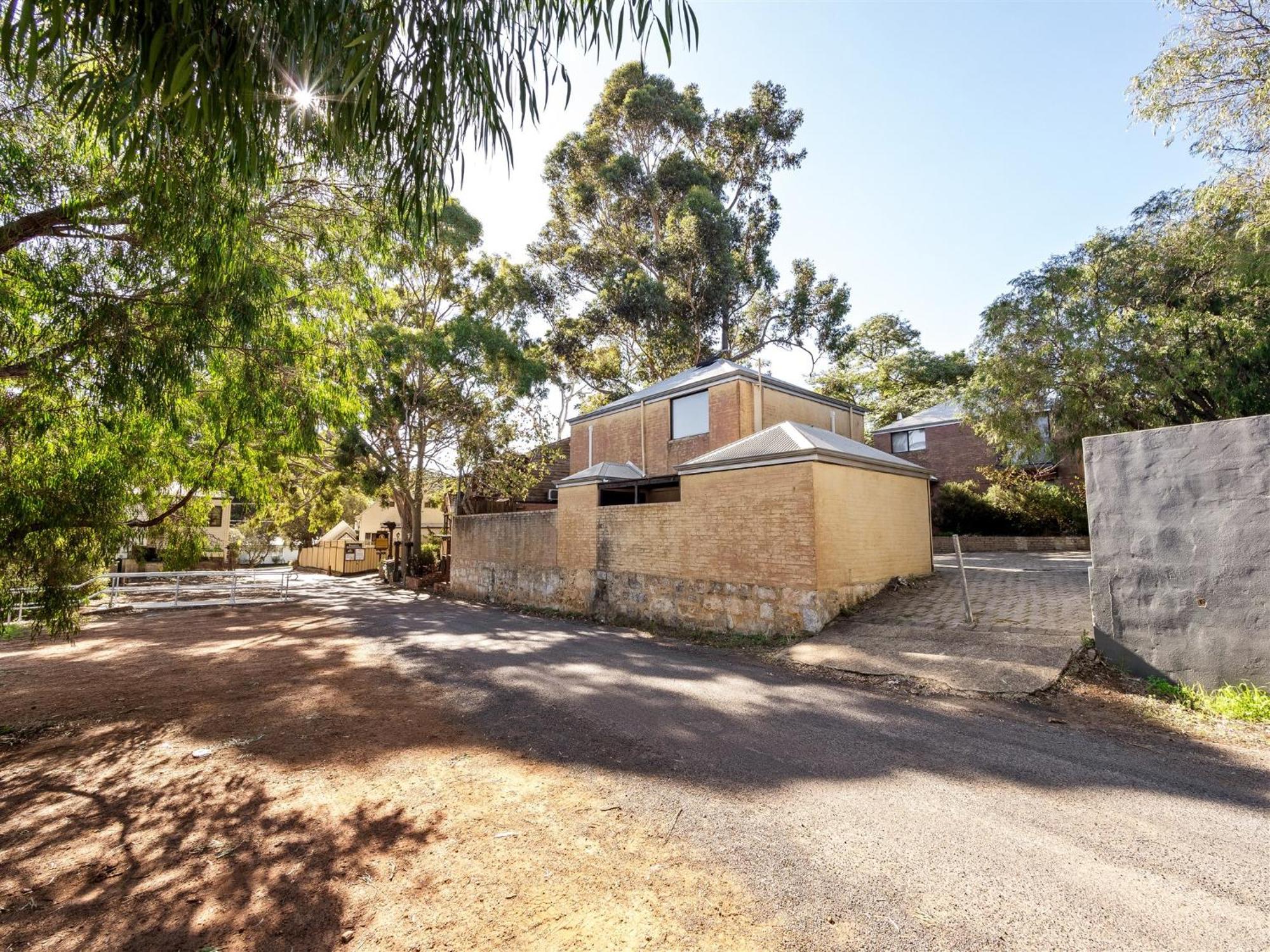 Вілла Cosy Corner Town Centre Margaret River Екстер'єр фото